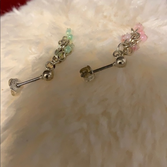 Vintage Pink and green pierced earrings - Picture 6 of 9